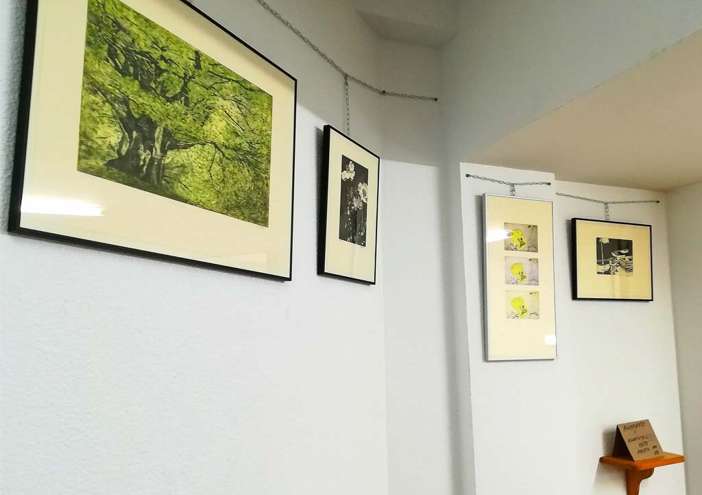 Exposición de Maite Arrieta en el Hall de entrada de la asociación artística